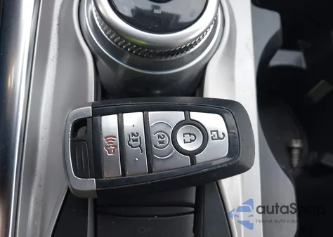 2021 Ford Explorer Xlt из США, поврежденный, VIN 1FMSK8DH6MGC41880